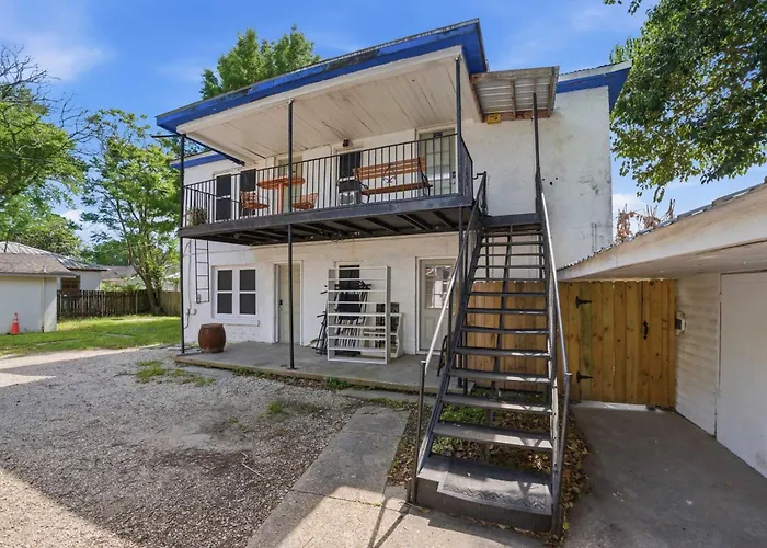 Cozy With Free Parking & Kitchen * Lafayette