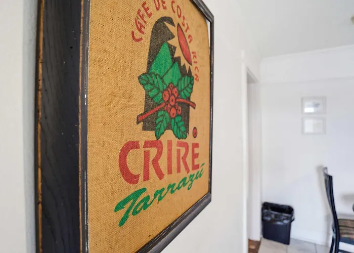 Cozy With Free Parking & Kitchen * Lafayette